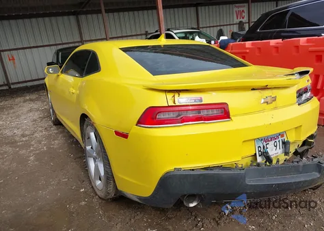 2015 Chevrolet Camaro 1Lt из США, поврежденный, VIN 2G1FD1E38F9311092